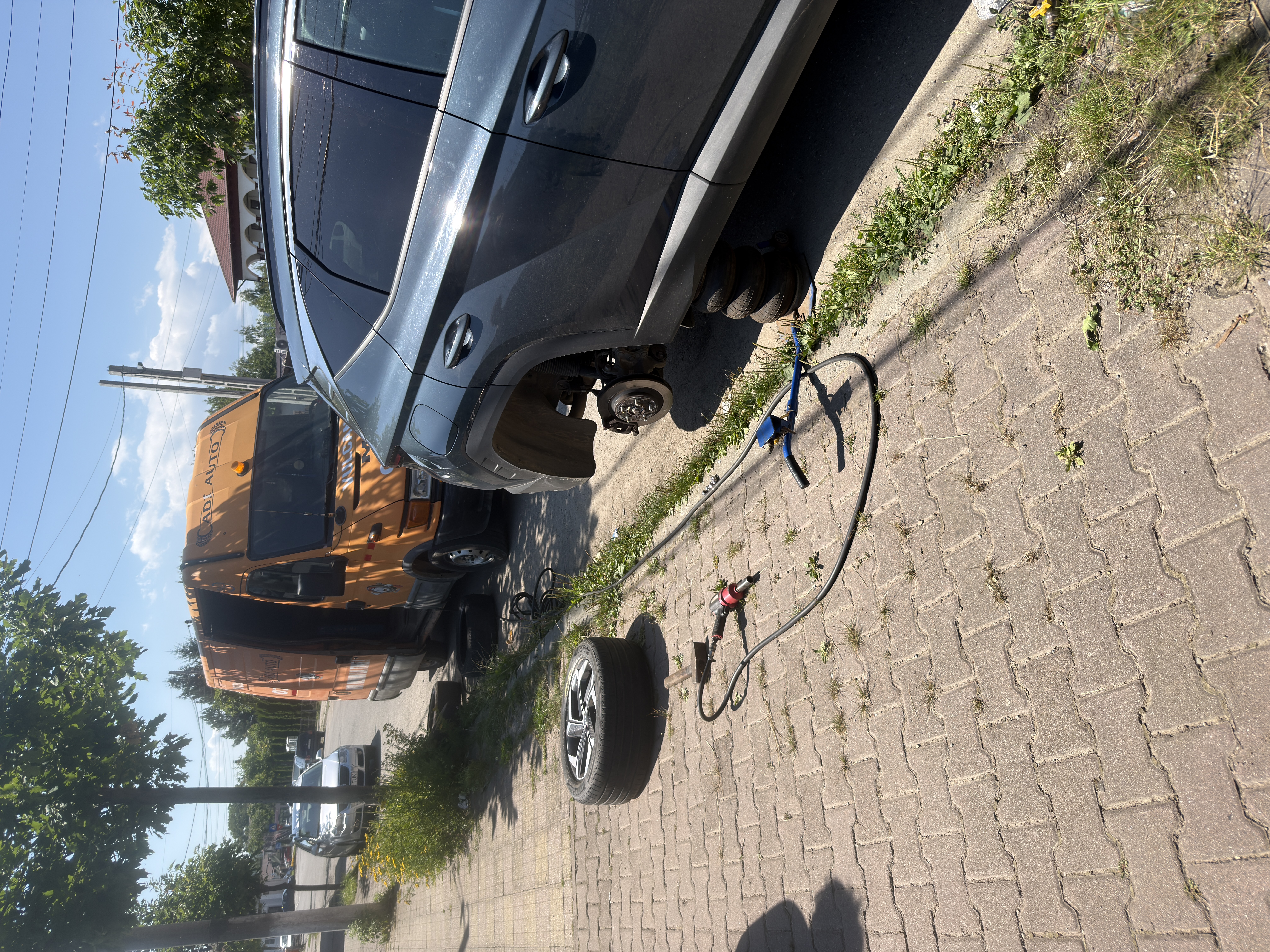 Vulcanizare ADi Auto Depanare Atelier Work
